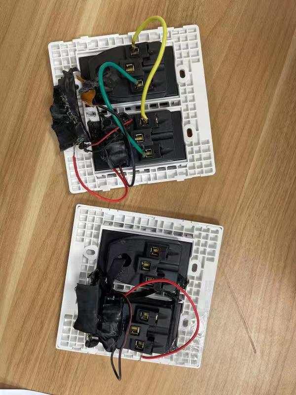 刷抖音刷到老婆的私人生活影像!杭州男子又惊又气,民警在他家墙面插座找到偷拍设备休闲区蓝鸢梦想 - Www.slyday.coM 刷抖音刷到老婆的私人生活影像!杭州男子又惊又气,民警在他家墙面插座找到偷拍设备休闲区蓝鸢梦想 - Www.slyday.coM