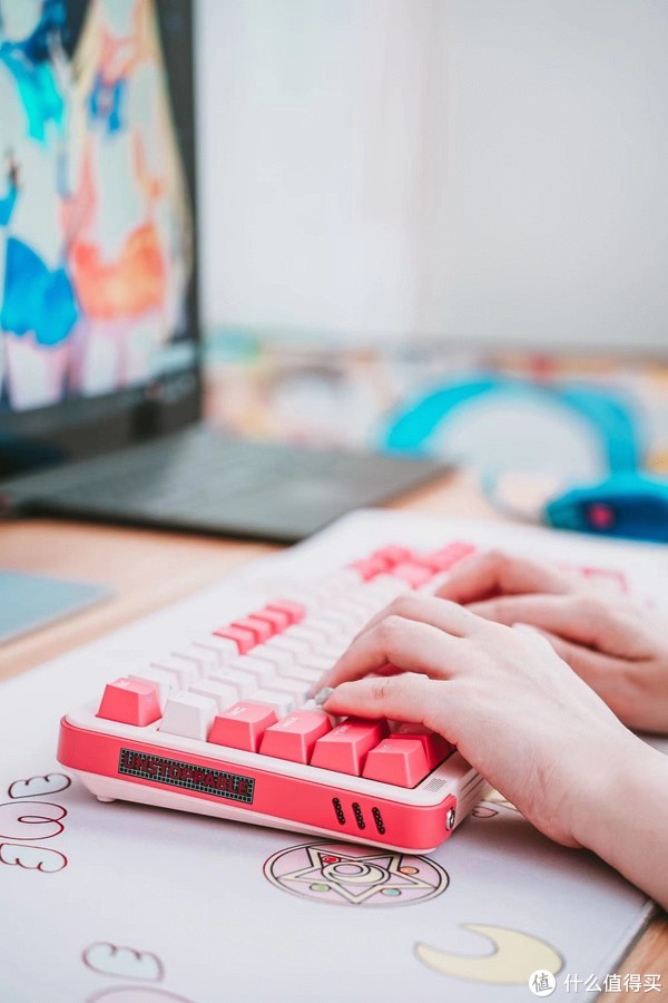 氛围感桌面改造1.0:释放桌面空间,用RGB打造极致梦幻世界!休闲区蓝鸢梦想 - Www.slyday.coM 氛围感桌面改造1.0:释放桌面空间,用RGB打造极致梦幻世界!休闲区蓝鸢梦想 - Www.slyday.coM