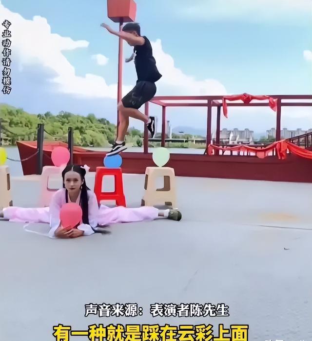 小伙练轻功水上漂拍视频没火被派出所叫去备案,这次要火了休闲区蓝鸢梦想 - Www.slyday.coM 小伙练轻功水上漂拍视频没火被派出所叫去备案,这次要火了休闲区蓝鸢梦想 - Www.slyday.coM