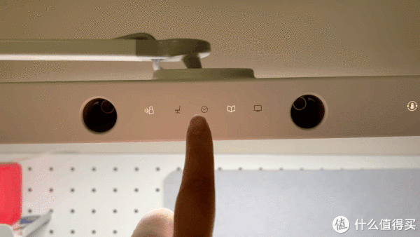 还在为孩子的坐姿、近视问题担心?这盏可爱童趣会发出童声的台灯也许可以帮你解决烦恼~休闲区蓝鸢梦想 - Www.slyday.coM 还在为孩子的坐姿、近视问题担心?这盏可爱童趣会发出童声的台灯也许可以帮你解决烦恼~休闲区蓝鸢梦想 - Www.slyday.coM