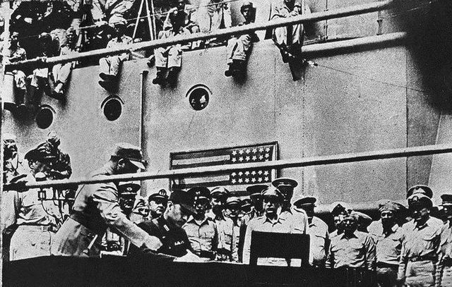 日本投降的那一刻,全中国沸腾了!老照片为您讲述77年前的今天!休闲区蓝鸢梦想 - Www.slyday.coM 日本投降的那一刻,全中国沸腾了!老照片为您讲述77年前的今天!休闲区蓝鸢梦想 - Www.slyday.coM