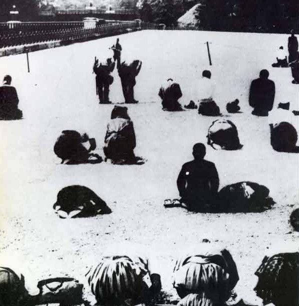 日本投降的那一刻,全中国沸腾了!老照片为您讲述77年前的今天!休闲区蓝鸢梦想 - Www.slyday.coM 日本投降的那一刻,全中国沸腾了!老照片为您讲述77年前的今天!休闲区蓝鸢梦想 - Www.slyday.coM