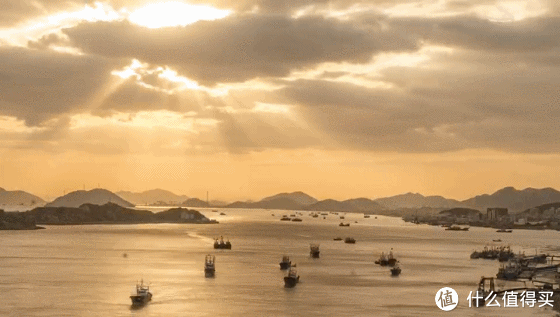 真吃不下了,这个靠海吃海的小县城怎么就能这么好吃!休闲区蓝鸢梦想 - Www.slyday.coM 真吃不下了,这个靠海吃海的小县城怎么就能这么好吃!休闲区蓝鸢梦想 - Www.slyday.coM