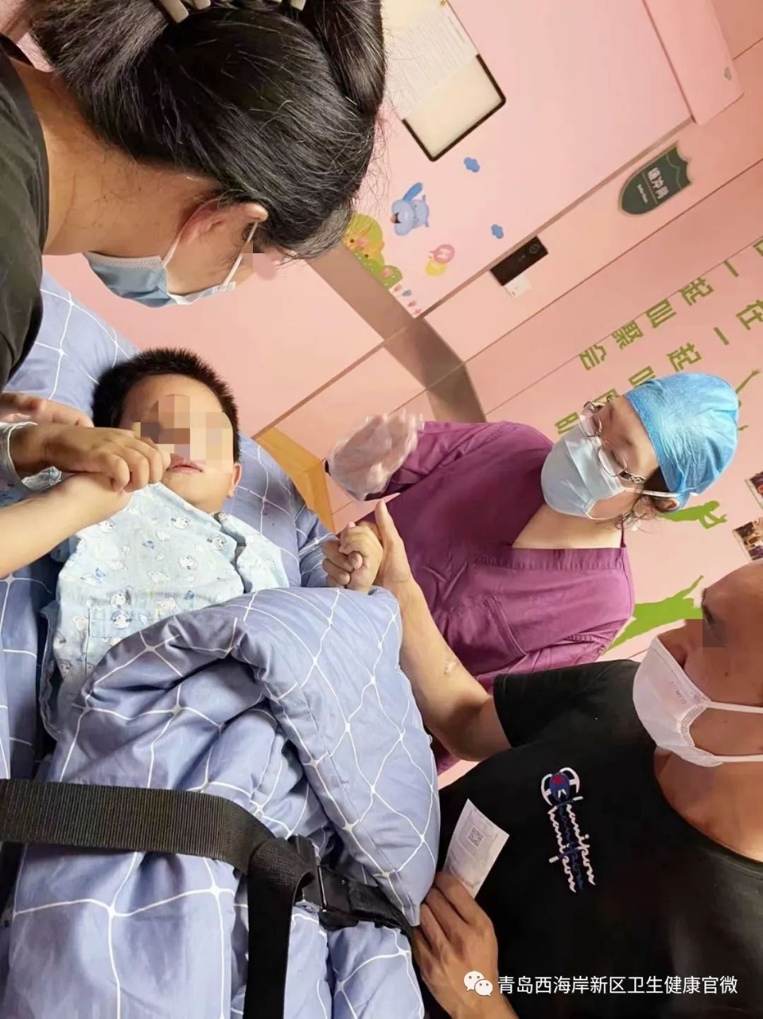 4岁男孩17楼坠落奇迹生还!这些安全隐患就在孩子身边→休闲区蓝鸢梦想 - Www.slyday.coM 4岁男孩17楼坠落奇迹生还!这些安全隐患就在孩子身边→休闲区蓝鸢梦想 - Www.slyday.coM