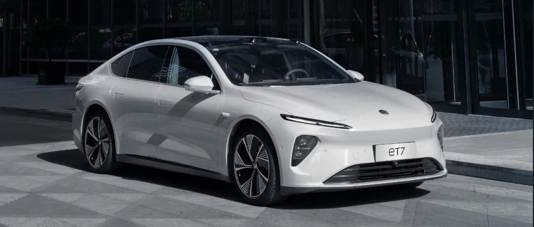 百年豪华撞上新势力，奔驰EQE与蔚来ET7谁更胜一筹？