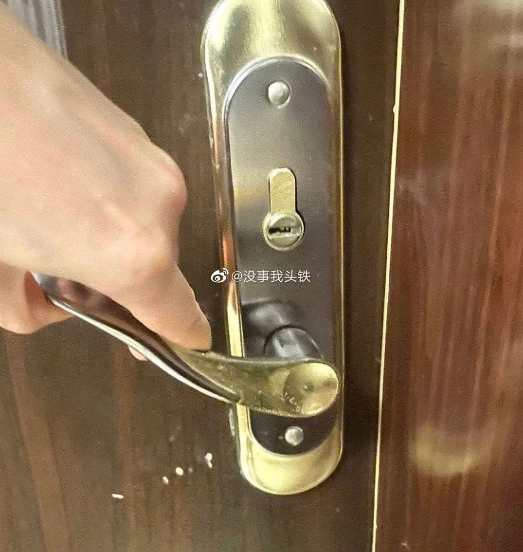 婚房被亲妈装修成主题酒店!推开门后...这谁扛得住?休闲区蓝鸢梦想 - Www.slyday.coM 婚房被亲妈装修成主题酒店!推开门后...这谁扛得住?休闲区蓝鸢梦想 - Www.slyday.coM