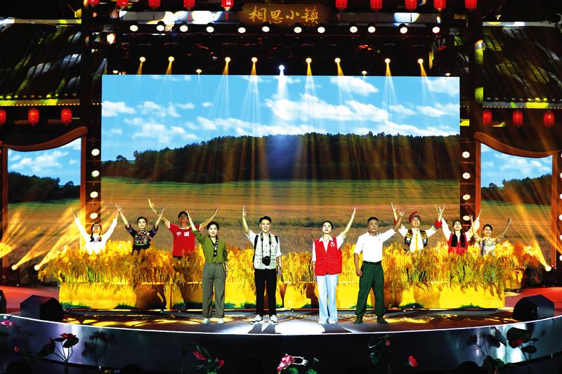 第十四届“我邀明月颂中华”爱国诗词诵读大赛优秀节目展演在邕举行休闲区蓝鸢梦想 - Www.slyday.coM 第十四届“我邀明月颂中华”爱国诗词诵读大赛优秀节目展演在邕举行休闲区蓝鸢梦想 - Www.slyday.coM