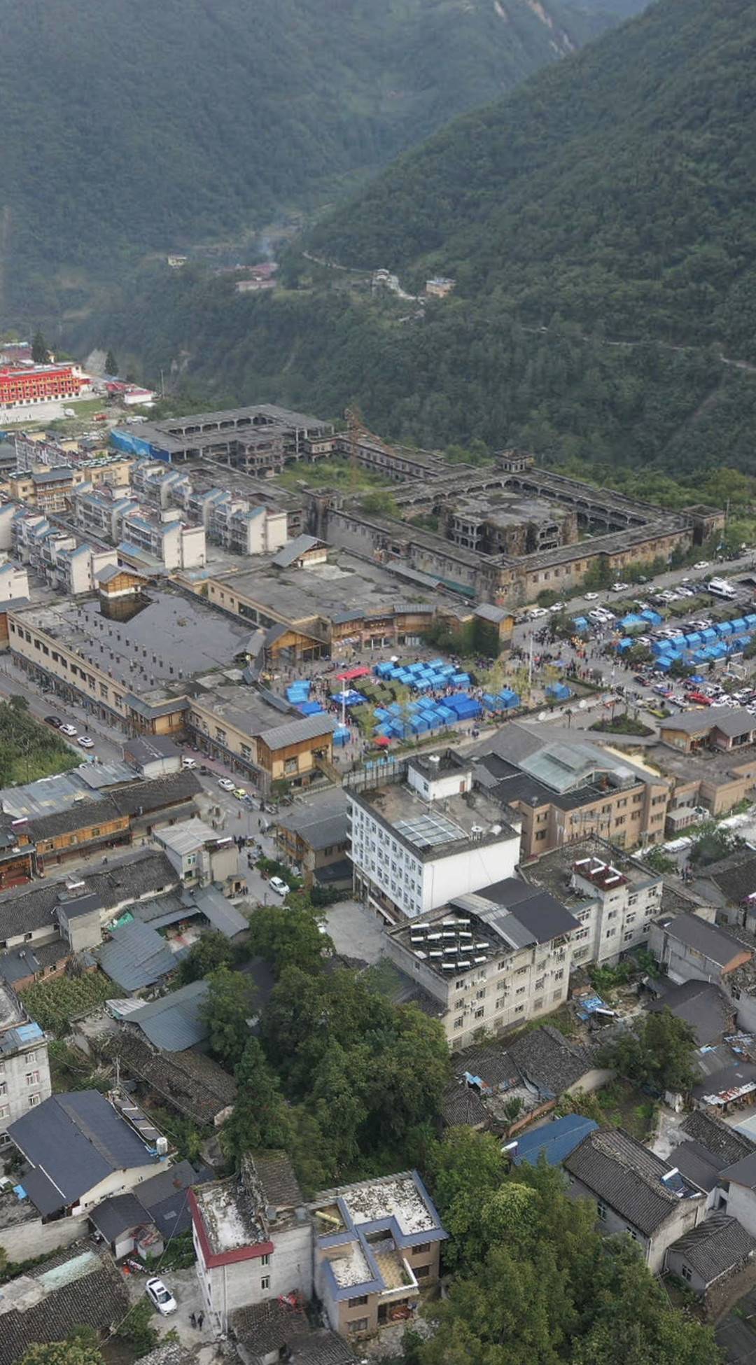 封面独家|VR全景直击四川泸定6.8级地震震中磨西镇休闲区蓝鸢梦想 - Www.slyday.coM 封面独家|VR全景直击四川泸定6.8级地震震中磨西镇休闲区蓝鸢梦想 - Www.slyday.coM