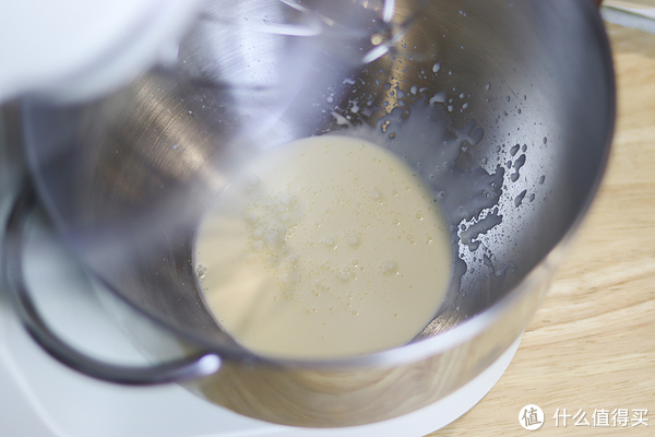 在家也想轻松做烘焙?不想揉面?那你一定需要一台厨师机!听我的,千万别买便宜货!买这款就够了休闲区蓝鸢梦想 - Www.slyday.coM 在家也想轻松做烘焙?不想揉面?那你一定需要一台厨师机!听我的,千万别买便宜货!买这款就够了休闲区蓝鸢梦想 - Www.slyday.coM