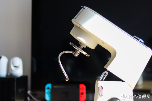 在家也想轻松做烘焙?不想揉面?那你一定需要一台厨师机!听我的,千万别买便宜货!买这款就够了休闲区蓝鸢梦想 - Www.slyday.coM 在家也想轻松做烘焙?不想揉面?那你一定需要一台厨师机!听我的,千万别买便宜货!买这款就够了休闲区蓝鸢梦想 - Www.slyday.coM