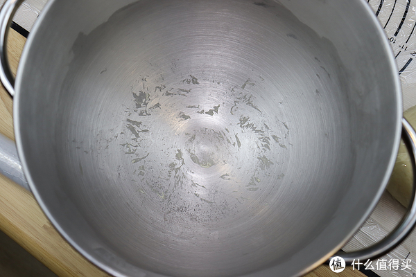 在家也想轻松做烘焙?不想揉面?那你一定需要一台厨师机!听我的,千万别买便宜货!买这款就够了休闲区蓝鸢梦想 - Www.slyday.coM 在家也想轻松做烘焙?不想揉面?那你一定需要一台厨师机!听我的,千万别买便宜货!买这款就够了休闲区蓝鸢梦想 - Www.slyday.coM