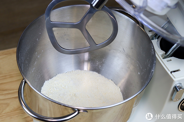 在家也想轻松做烘焙?不想揉面?那你一定需要一台厨师机!听我的,千万别买便宜货!买这款就够了休闲区蓝鸢梦想 - Www.slyday.coM 在家也想轻松做烘焙?不想揉面?那你一定需要一台厨师机!听我的,千万别买便宜货!买这款就够了休闲区蓝鸢梦想 - Www.slyday.coM