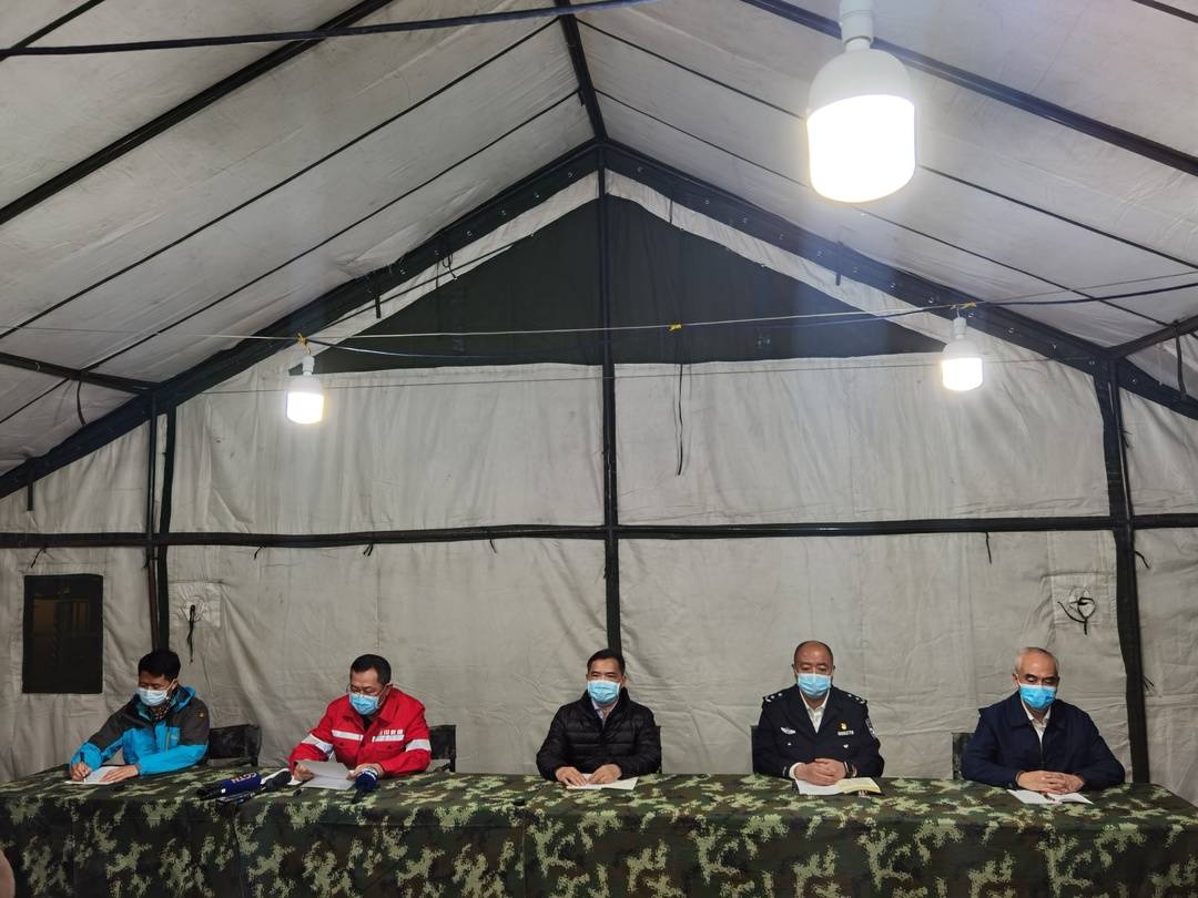 泸定6.8级地震已致46人遇难 四川启动一级地震应急响应抗震救灾休闲区蓝鸢梦想 - Www.slyday.coM 泸定6.8级地震已致46人遇难 四川启动一级地震应急响应抗震救灾休闲区蓝鸢梦想 - Www.slyday.coM