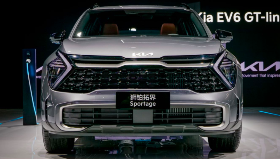 韩系车这次能翻身?高颜值够大气,内外升级,带你看起亚狮铂拓界休闲区蓝鸢梦想 - Www.slyday.coM 韩系车这次能翻身?高颜值够大气,内外升级,带你看起亚狮铂拓界休闲区蓝鸢梦想 - Www.slyday.coM