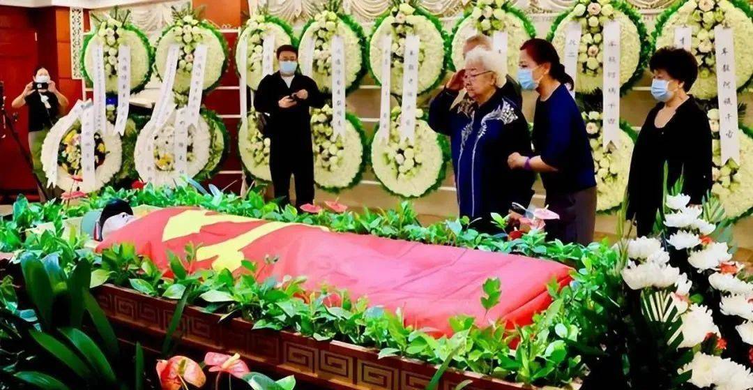 近两个月去世的8位老艺术家,个个为艺术奉献一生,最大102岁休闲区蓝鸢梦想 - Www.slyday.coM 近两个月去世的8位老艺术家,个个为艺术奉献一生,最大102岁休闲区蓝鸢梦想 - Www.slyday.coM