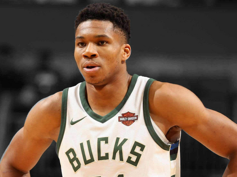 字母哥强势崛起引领雄鹿冲击总冠军宝座