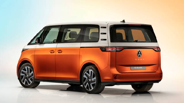 紧凑级MPV！轴距2988mm！开上这台车，埃尔法也要一步三回头