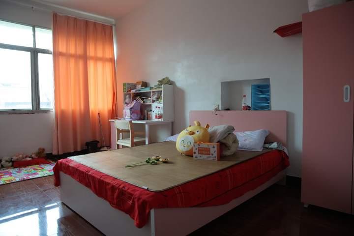 给房间改头换面,打造更温暖的港湾,“焕新乐园”就像是孩子们的梦想改造家休闲区蓝鸢梦想 - Www.slyday.coM 给房间改头换面,打造更温暖的港湾,“焕新乐园”就像是孩子们的梦想改造家休闲区蓝鸢梦想 - Www.slyday.coM