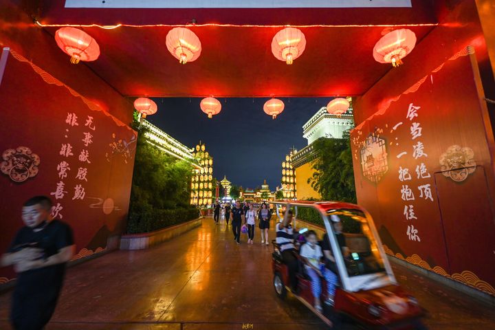 短途过节成主流 多彩创意游引爆中秋假日市场休闲区蓝鸢梦想 - Www.slyday.coM 短途过节成主流 多彩创意游引爆中秋假日市场休闲区蓝鸢梦想 - Www.slyday.coM