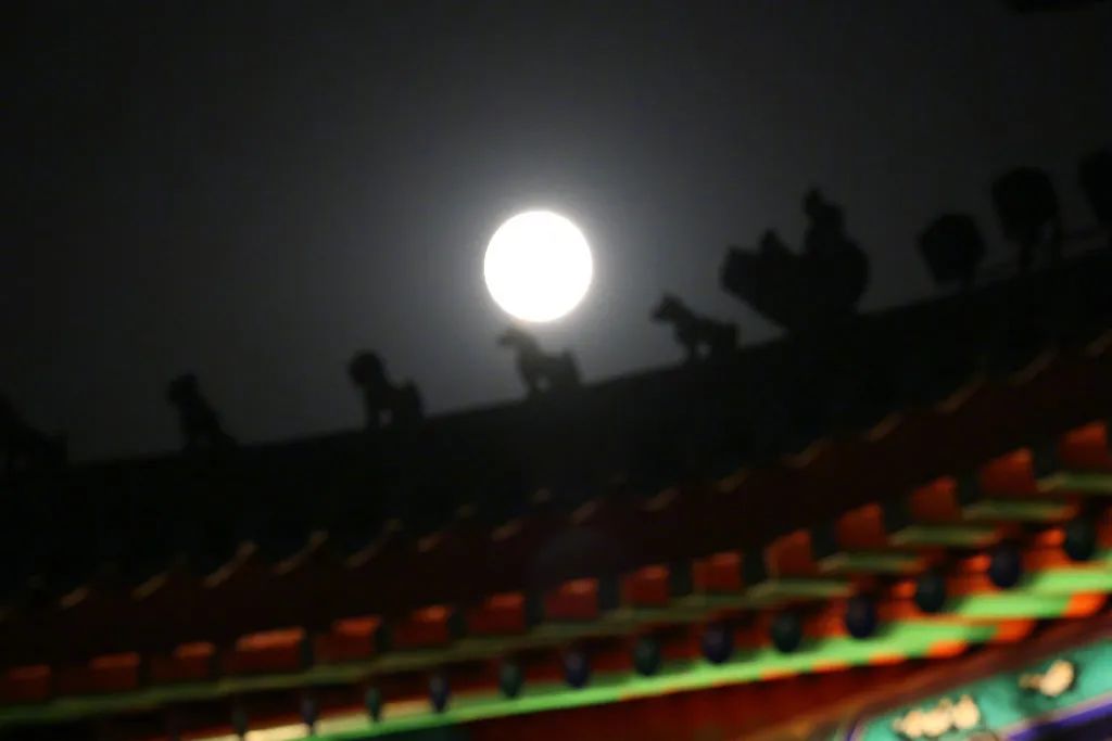 中秋摄影大赛来啦!太空拍到的月亮长啥样?赏月毕,风雨来,台风“梅花”正靠近休闲区蓝鸢梦想 - Www.slyday.coM 中秋摄影大赛来啦!太空拍到的月亮长啥样?赏月毕,风雨来,台风“梅花”正靠近休闲区蓝鸢梦想 - Www.slyday.coM