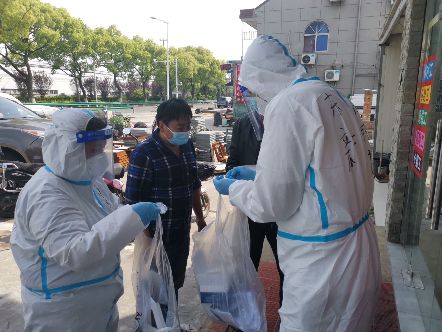 城中村的基层治理现代化原来可以这么干,沪郊这个村在全市作了一次精彩的报告休闲区蓝鸢梦想 - Www.slyday.coM 城中村的基层治理现代化原来可以这么干,沪郊这个村在全市作了一次精彩的报告休闲区蓝鸢梦想 - Www.slyday.coM