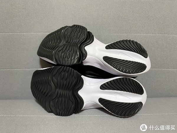 Zoom X、Zoom Air、React齐活了!9 Zoom X、Zoom Air、React齐活了!