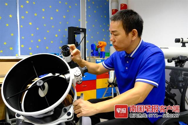 晚安十点(2022.9.10)丨中秋节快乐,追月亮的人休闲区蓝鸢梦想 - Www.slyday.coM 晚安十点(2022.9.10)丨中秋节快乐,追月亮的人休闲区蓝鸢梦想 - Www.slyday.coM