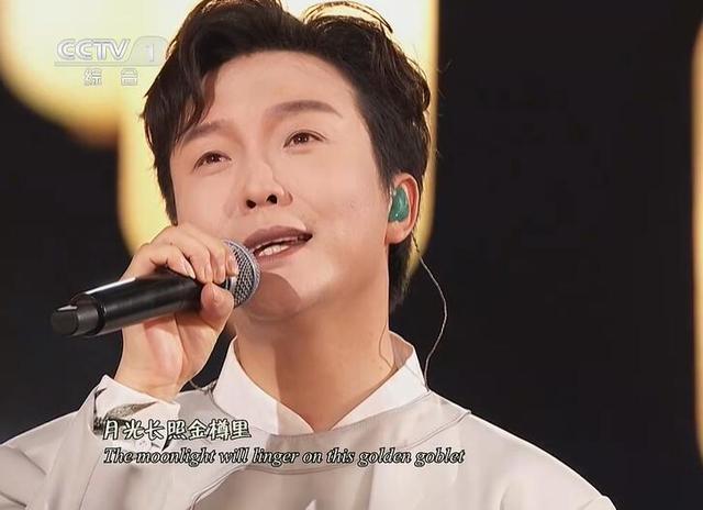 央视中秋晚会:毛不易质朴 李宇春惊艳 但最震撼的还是太空三人组休闲区蓝鸢梦想 - Www.slyday.coM 央视中秋晚会:毛不易质朴 李宇春惊艳 但最震撼的还是太空三人组休闲区蓝鸢梦想 - Www.slyday.coM