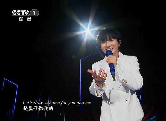 央视中秋晚会:毛不易质朴 李宇春惊艳 但最震撼的还是太空三人组休闲区蓝鸢梦想 - Www.slyday.coM 央视中秋晚会:毛不易质朴 李宇春惊艳 但最震撼的还是太空三人组休闲区蓝鸢梦想 - Www.slyday.coM