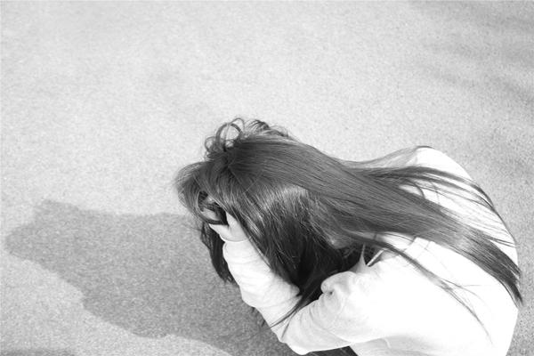 经常把这4句话挂在嘴边的人,或被抑郁症盯上,自我排查一下休闲区蓝鸢梦想 - Www.slyday.coM 经常把这4句话挂在嘴边的人,或被抑郁症盯上,自我排查一下休闲区蓝鸢梦想 - Www.slyday.coM