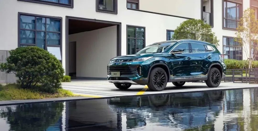 15万级中型SUV,星途凌云和长安UNI-K怎么选?