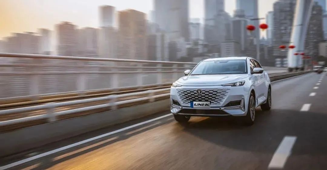 15万级中型SUV,星途凌云和长安UNI-K怎么选?