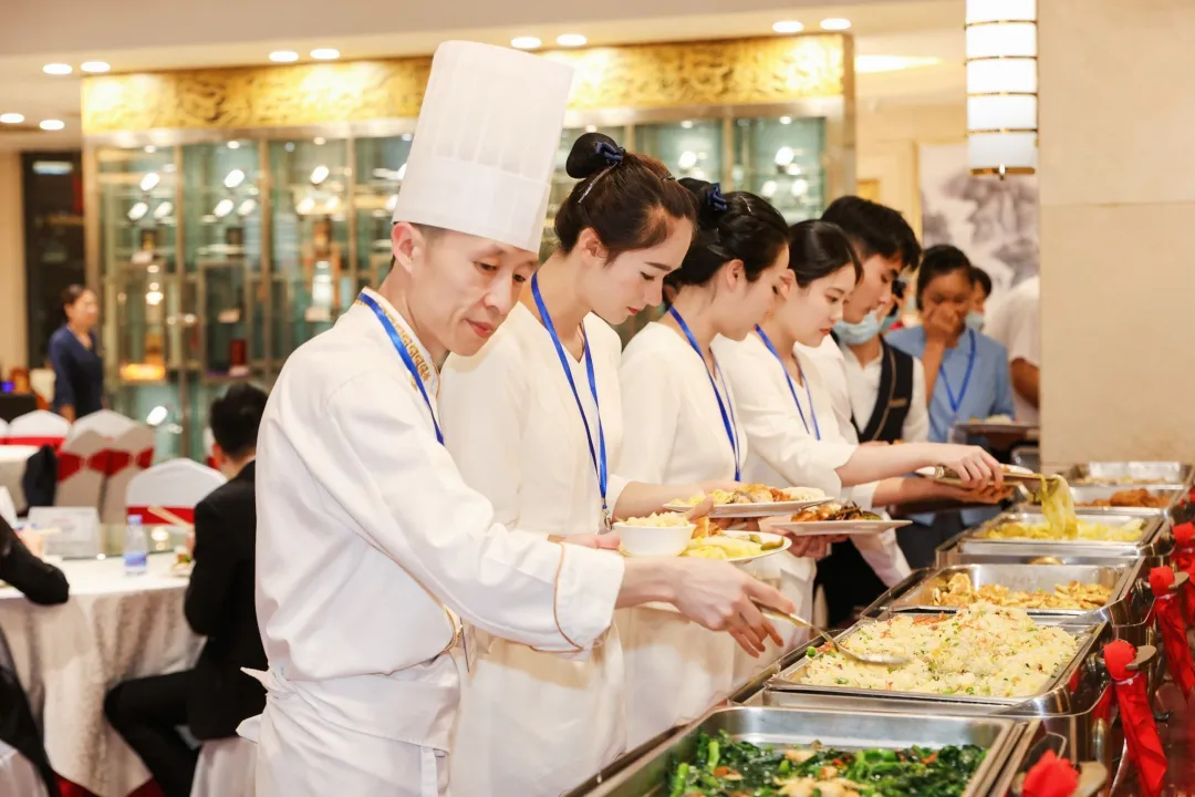 中国融通资产管理集团有限公司第一届职业技能大赛(酒店旅游类)南部区域选拔赛在广州珠江宾馆举办休闲区蓝鸢梦想 - Www.slyday.coM 中国融通资产管理集团有限公司第一届职业技能大赛(酒店旅游类)南部区域选拔赛在广州珠江宾馆举办休闲区蓝鸢梦想 - Www.slyday.coM