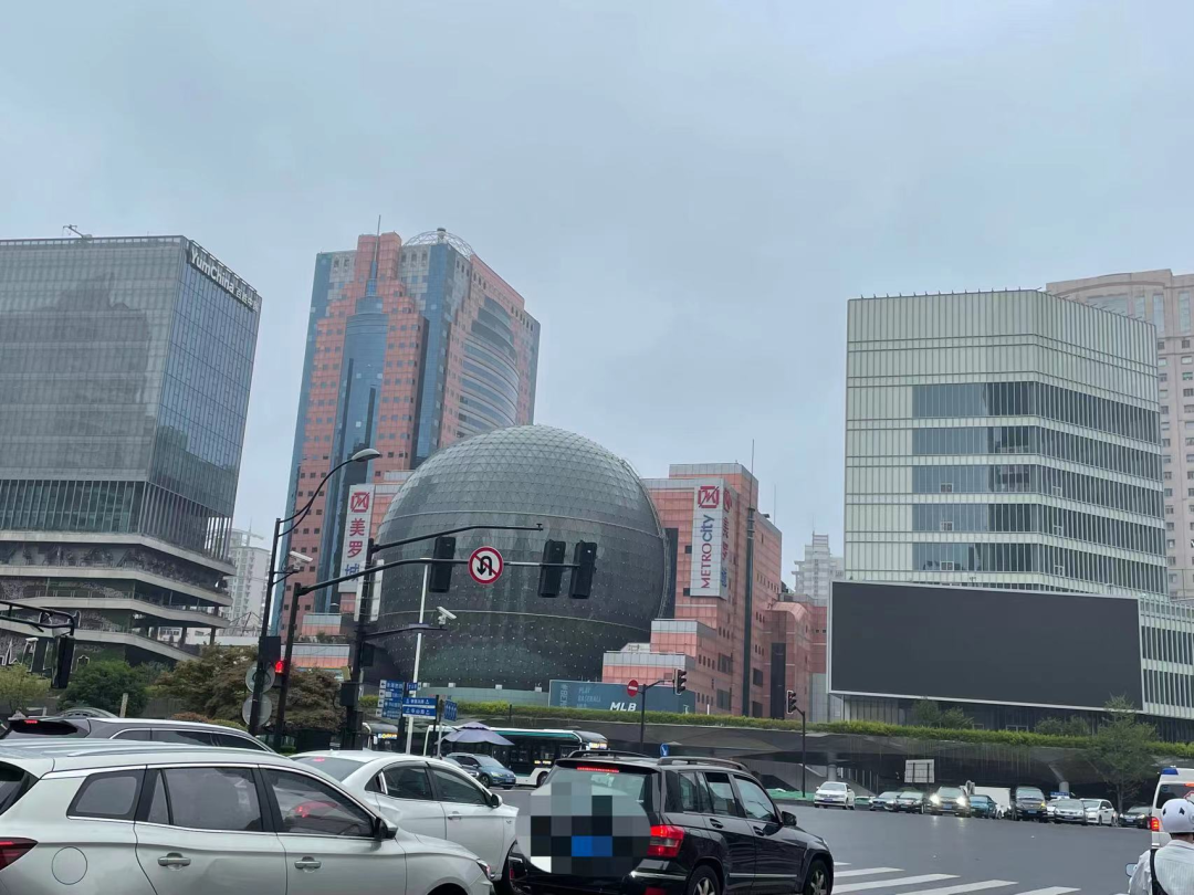台风或在上海登陆,多区升级橙色预警!早高峰为何风雨不大?今晚全市景观照明暂停休闲区蓝鸢梦想 - Www.slyday.coM 台风或在上海登陆,多区升级橙色预警!早高峰为何风雨不大?今晚全市景观照明暂停休闲区蓝鸢梦想 - Www.slyday.coM