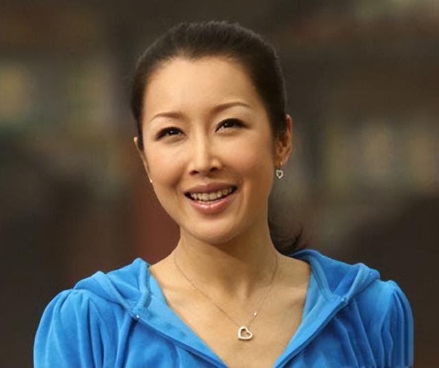 歌手孙悦:相夫教子17年,隐退多年再复出,50岁依旧能唱跳休闲区蓝鸢梦想 - Www.slyday.coM 歌手孙悦:相夫教子17年,隐退多年再复出,50岁依旧能唱跳休闲区蓝鸢梦想 - Www.slyday.coM