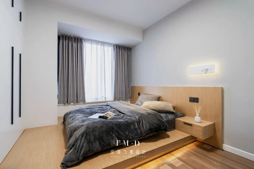 别在价值5W的床头背景墙上挂婚纱照了!!!休闲区蓝鸢梦想 - Www.slyday.coM 别在价值5W的床头背景墙上挂婚纱照了!!!休闲区蓝鸢梦想 - Www.slyday.coM