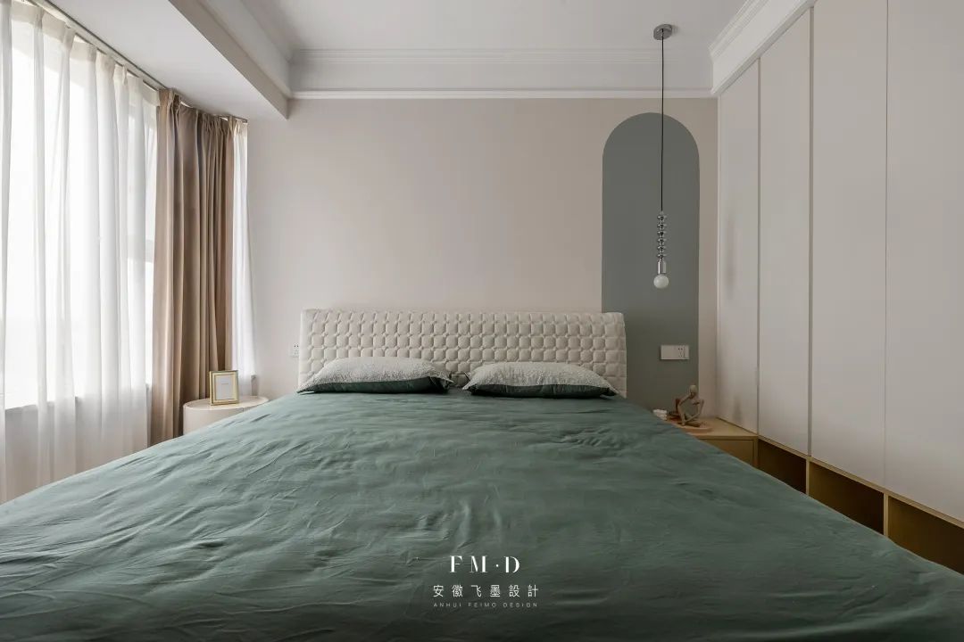 别在价值5W的床头背景墙上挂婚纱照了!!!休闲区蓝鸢梦想 - Www.slyday.coM 别在价值5W的床头背景墙上挂婚纱照了!!!休闲区蓝鸢梦想 - Www.slyday.coM