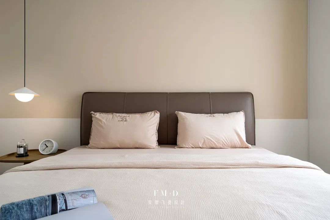 别在价值5W的床头背景墙上挂婚纱照了!!!休闲区蓝鸢梦想 - Www.slyday.coM 别在价值5W的床头背景墙上挂婚纱照了!!!休闲区蓝鸢梦想 - Www.slyday.coM