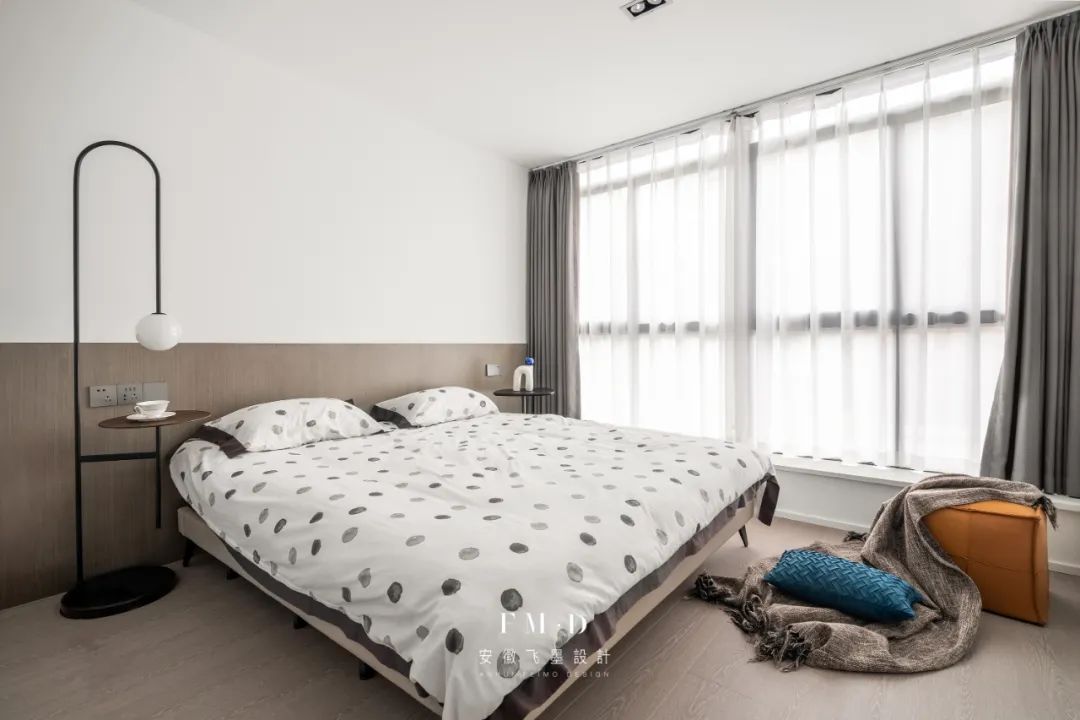 别在价值5W的床头背景墙上挂婚纱照了!!!休闲区蓝鸢梦想 - Www.slyday.coM 别在价值5W的床头背景墙上挂婚纱照了!!!休闲区蓝鸢梦想 - Www.slyday.coM