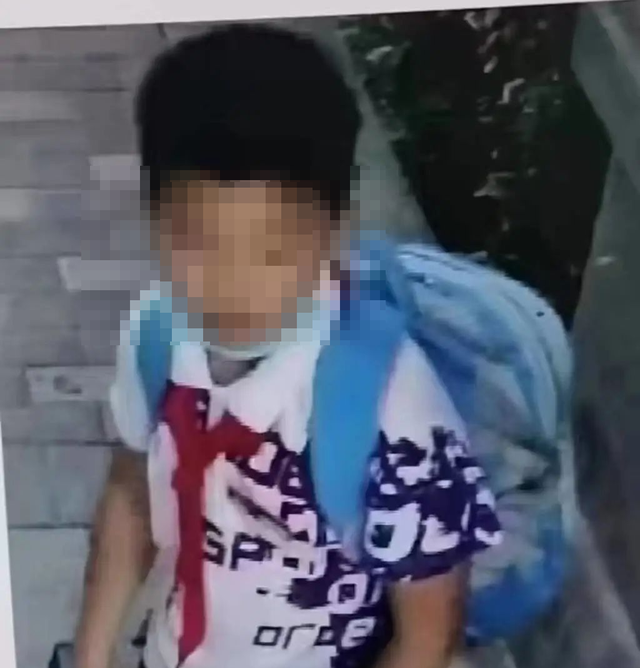 一天两夜!走失的12岁男孩回家了!奶奶在电话里一直说着谢谢…休闲区蓝鸢梦想 - Www.slyday.coM 一天两夜!走失的12岁男孩回家了!奶奶在电话里一直说着谢谢…休闲区蓝鸢梦想 - Www.slyday.coM