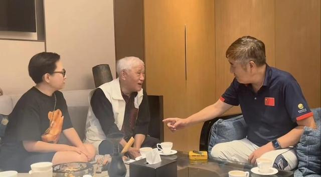 老戏骨聚会!林威晒多人同框视频,87岁牛犇罕露面状态好休闲区蓝鸢梦想 - Www.slyday.coM 老戏骨聚会!林威晒多人同框视频,87岁牛犇罕露面状态好休闲区蓝鸢梦想 - Www.slyday.coM