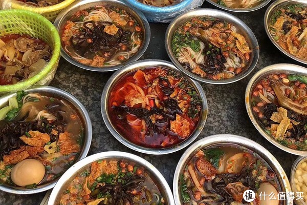 被螺蛳粉耽误的柳州,它才是真正的美食帝国!休闲区蓝鸢梦想 - Www.slyday.coM 被螺蛳粉耽误的柳州,它才是真正的美食帝国!休闲区蓝鸢梦想 - Www.slyday.coM