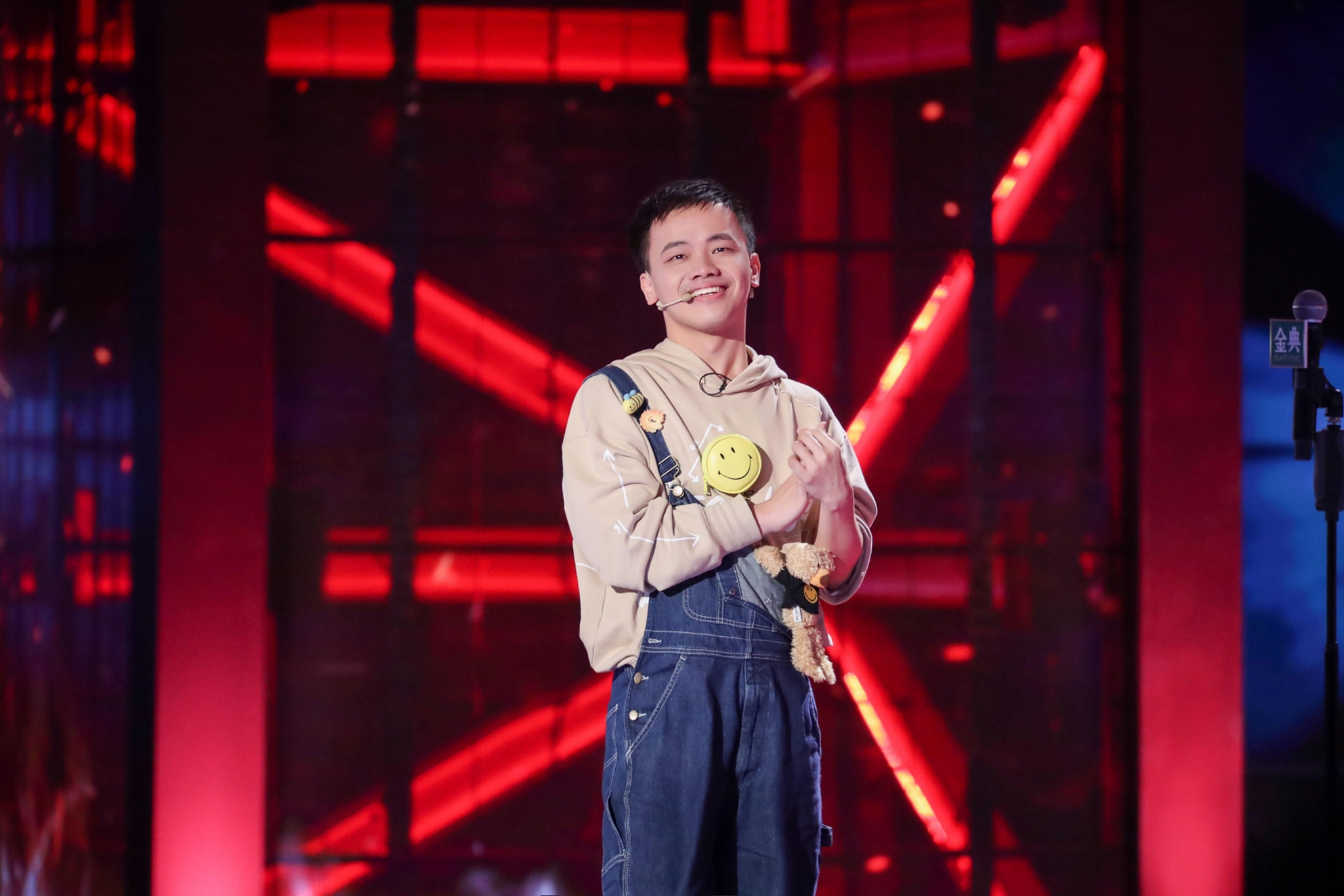 《脱口秀大会5》小佳:我正处在脱口秀演员的黄金期休闲区蓝鸢梦想 - Www.slyday.coM 《脱口秀大会5》小佳:我正处在脱口秀演员的黄金期休闲区蓝鸢梦想 - Www.slyday.coM