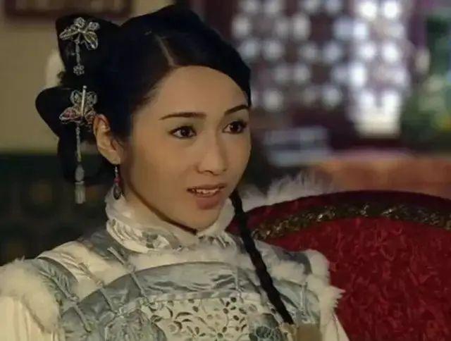 《金枝欲孽》开播18周年,回顾邓萃雯 佘诗曼 黎姿戏里戏外“重生”之路休闲区蓝鸢梦想 - Www.slyday.coM 《金枝欲孽》开播18周年,回顾邓萃雯 佘诗曼 黎姿戏里戏外“重生”之路休闲区蓝鸢梦想 - Www.slyday.coM