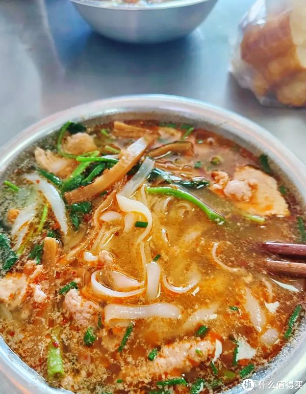 被螺蛳粉耽误的柳州,它才是真正的美食帝国!休闲区蓝鸢梦想 - Www.slyday.coM 被螺蛳粉耽误的柳州,它才是真正的美食帝国!休闲区蓝鸢梦想 - Www.slyday.coM