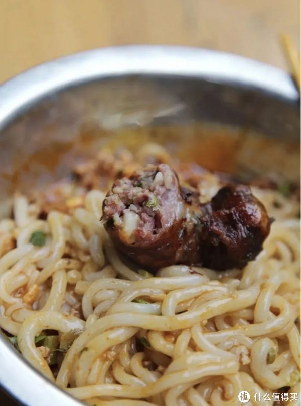 被螺蛳粉耽误的柳州,它才是真正的美食帝国!休闲区蓝鸢梦想 - Www.slyday.coM 被螺蛳粉耽误的柳州,它才是真正的美食帝国!休闲区蓝鸢梦想 - Www.slyday.coM