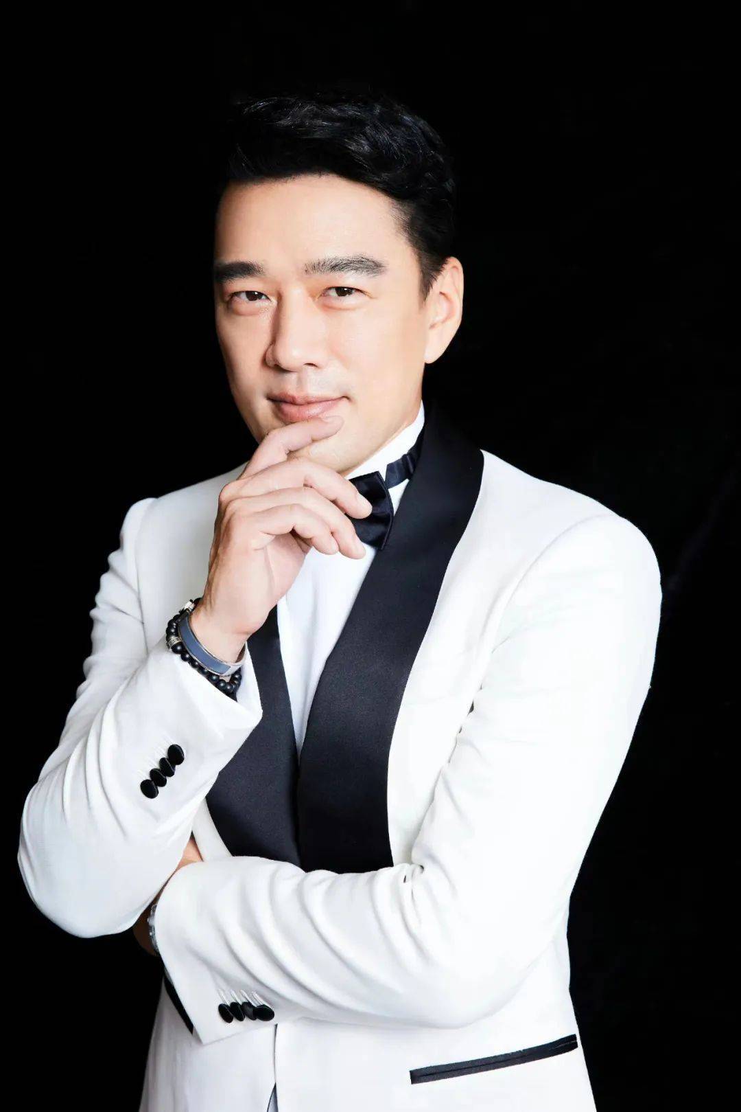 适合演霸总的6个明星,帅而不油,有分寸感,个个都比张翰好太多休闲区蓝鸢梦想 - Www.slyday.coM 适合演霸总的6个明星,帅而不油,有分寸感,个个都比张翰好太多休闲区蓝鸢梦想 - Www.slyday.coM