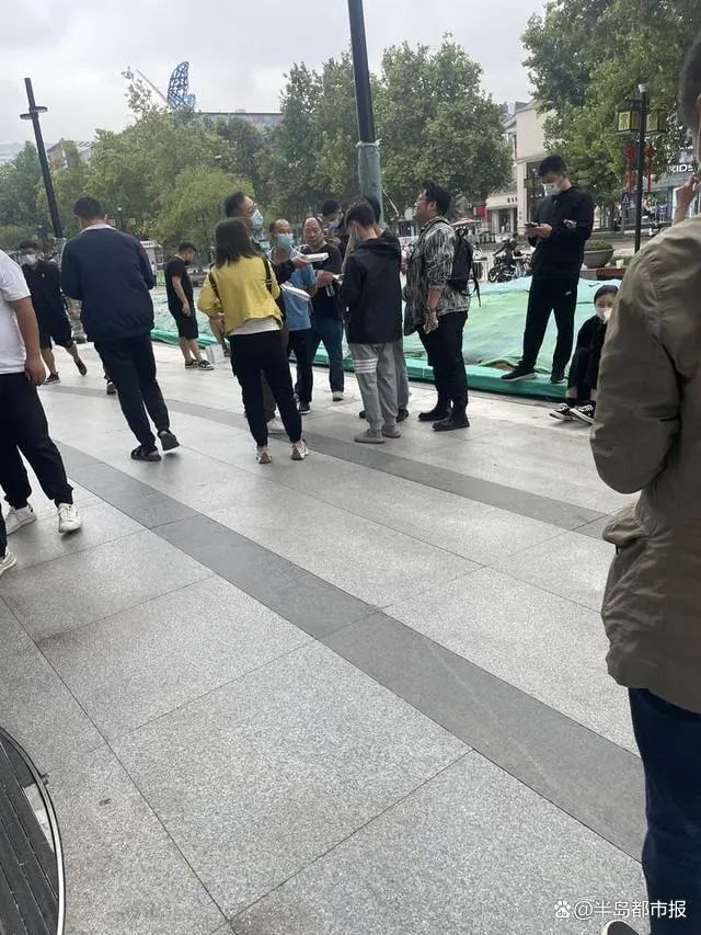 比官网便宜500元? 某小程序预售iPhone14两个月后卷款几百万跑路 市场监管部门已介入休闲区蓝鸢梦想 - Www.slyday.coM 比官网便宜500元? 某小程序预售iPhone14两个月后卷款几百万跑路 市场监管部门已介入休闲区蓝鸢梦想 - Www.slyday.coM