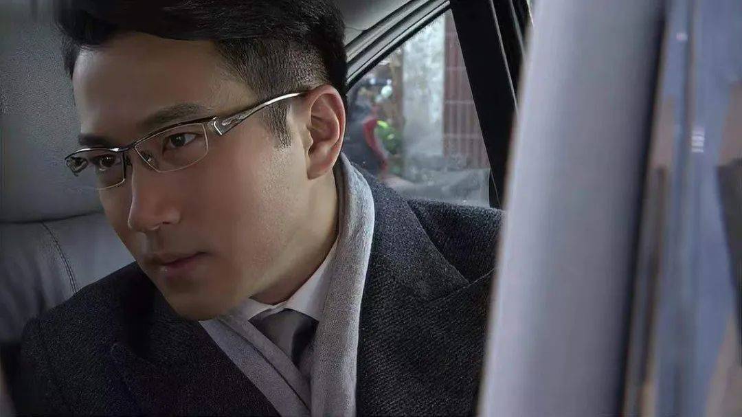 适合演霸总的6个明星,帅而不油,有分寸感,个个都比张翰好太多休闲区蓝鸢梦想 - Www.slyday.coM 适合演霸总的6个明星,帅而不油,有分寸感,个个都比张翰好太多休闲区蓝鸢梦想 - Www.slyday.coM