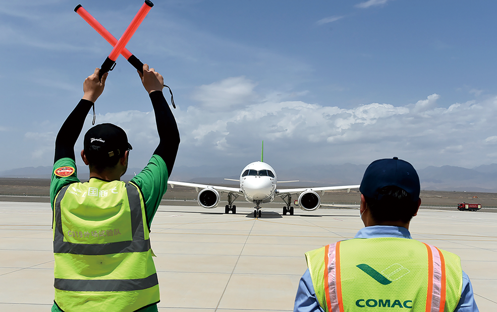 C919如何带飞1.4万亿大飞机产业链?中国商飞营收已破百亿,涉及38家上市公司,遍布陕西、江苏、山东……休闲区蓝鸢梦想 - Www.slyday.coM C919如何带飞1.4万亿大飞机产业链?中国商飞营收已破百亿,涉及38家上市公司,遍布陕西、江苏、山东……休闲区蓝鸢梦想 - Www.slyday.coM